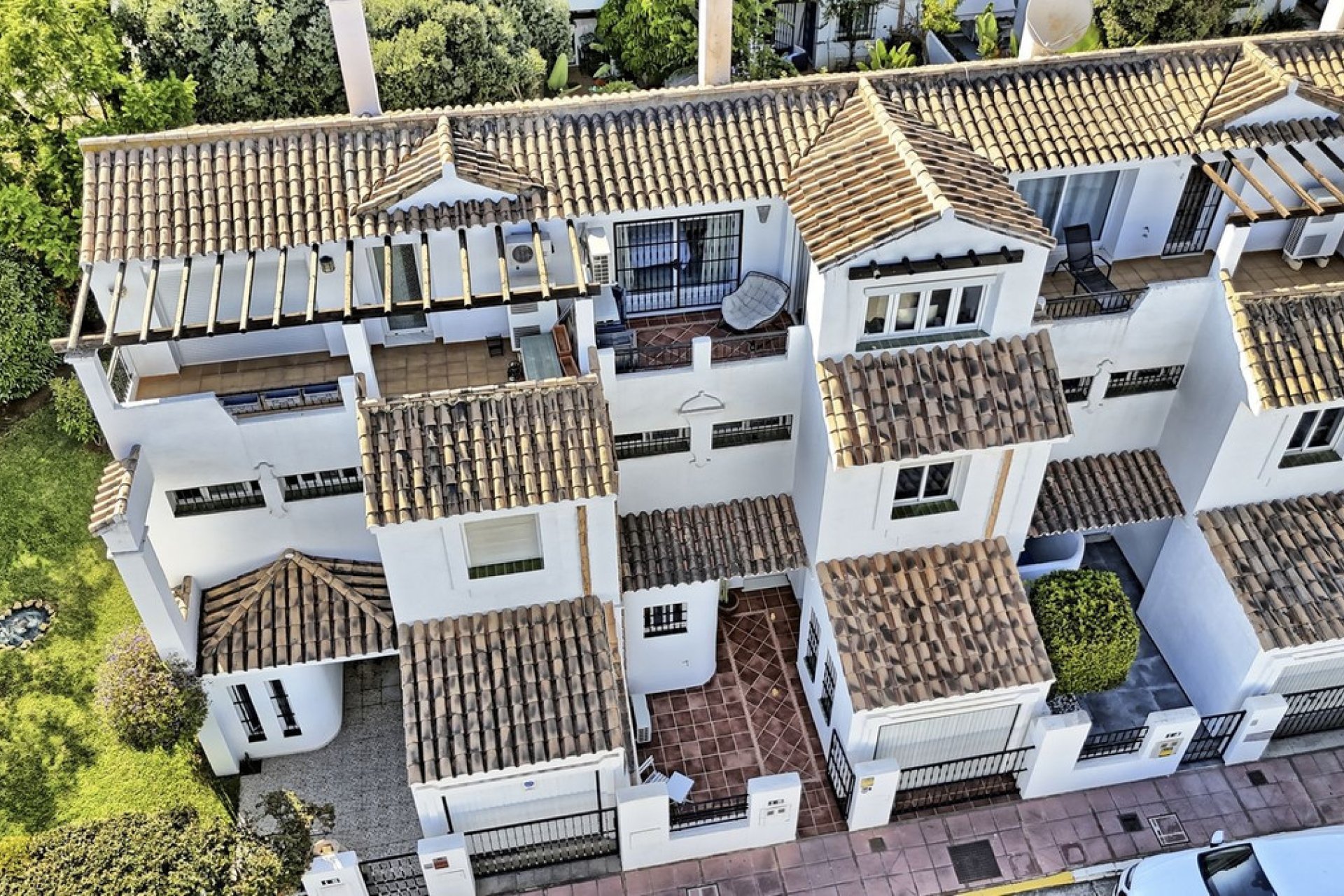 Resale - House - Townhouse - Marbella - Nueva Andalucia