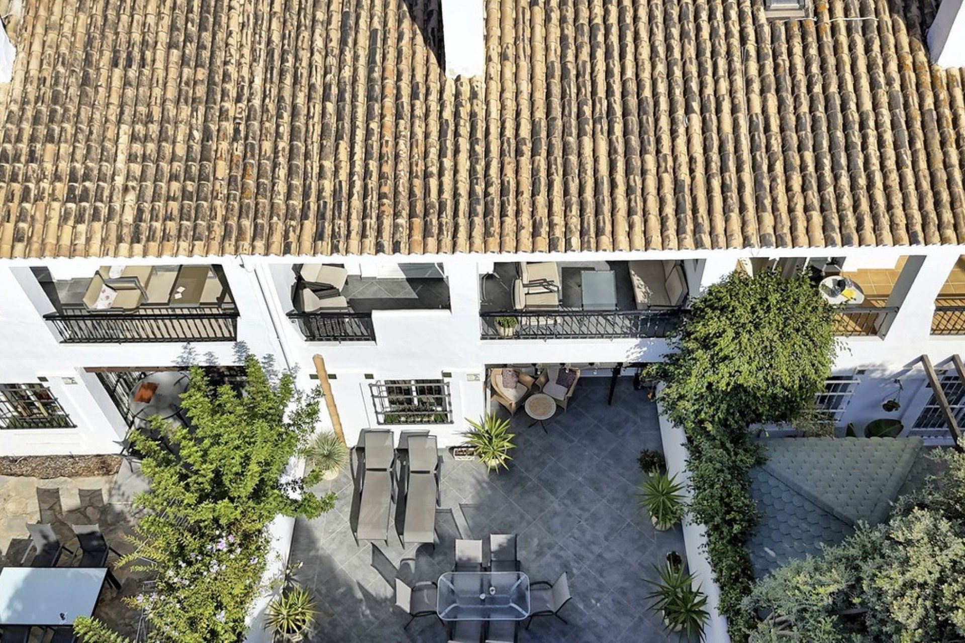 Resale - House - Townhouse - Marbella - Nueva Andalucia