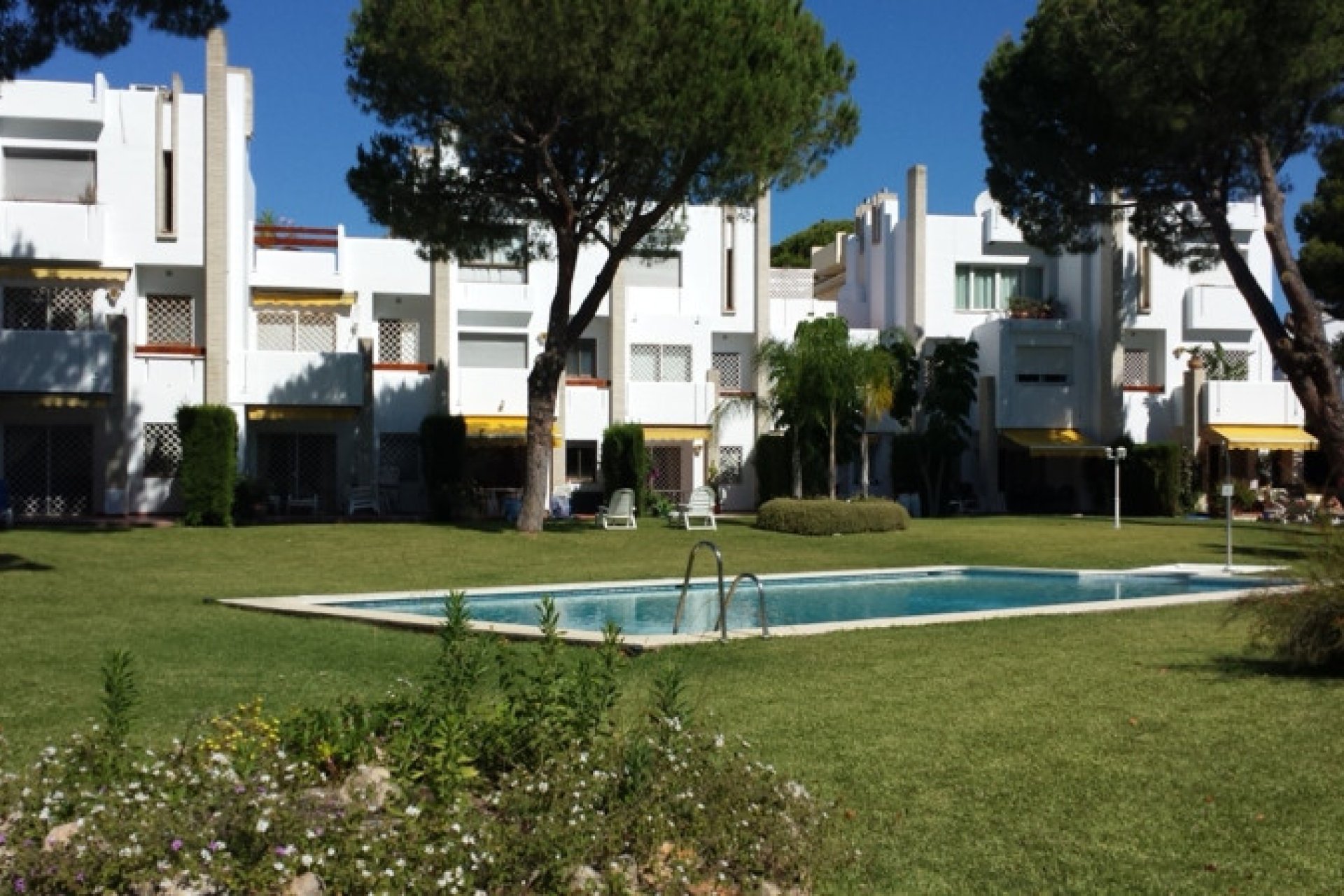 Resale - House - Townhouse - Marbella - Nueva Andalucia