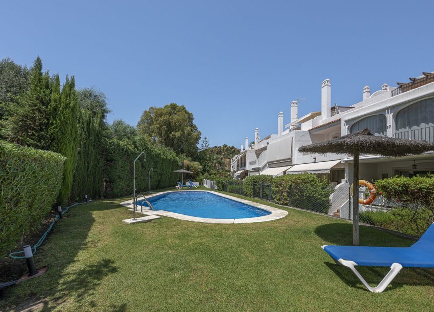 Resale - House - Townhouse - Marbella - Nueva Andalucia