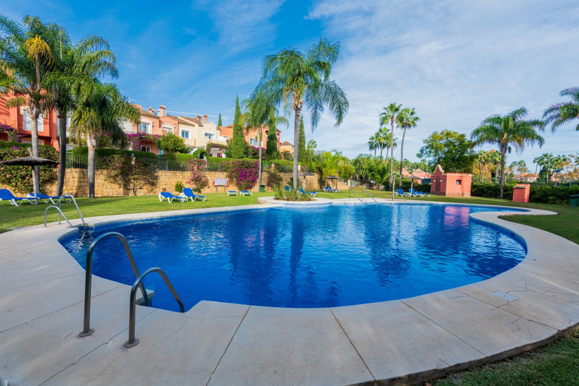 Resale - House - Townhouse - Marbella - Nueva Andalucia