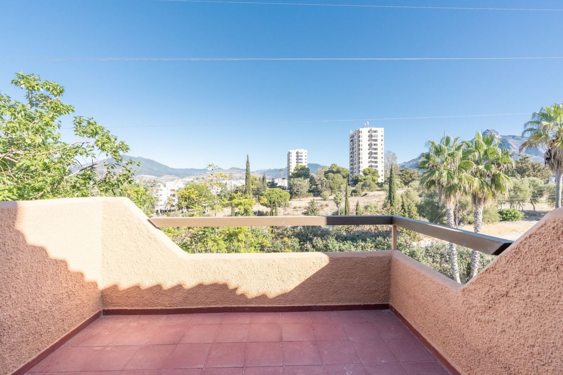 Resale - House - Townhouse - Marbella - Nueva Andalucia