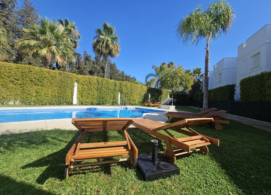 Resale - House - Townhouse - Marbella - Nueva Andalucia