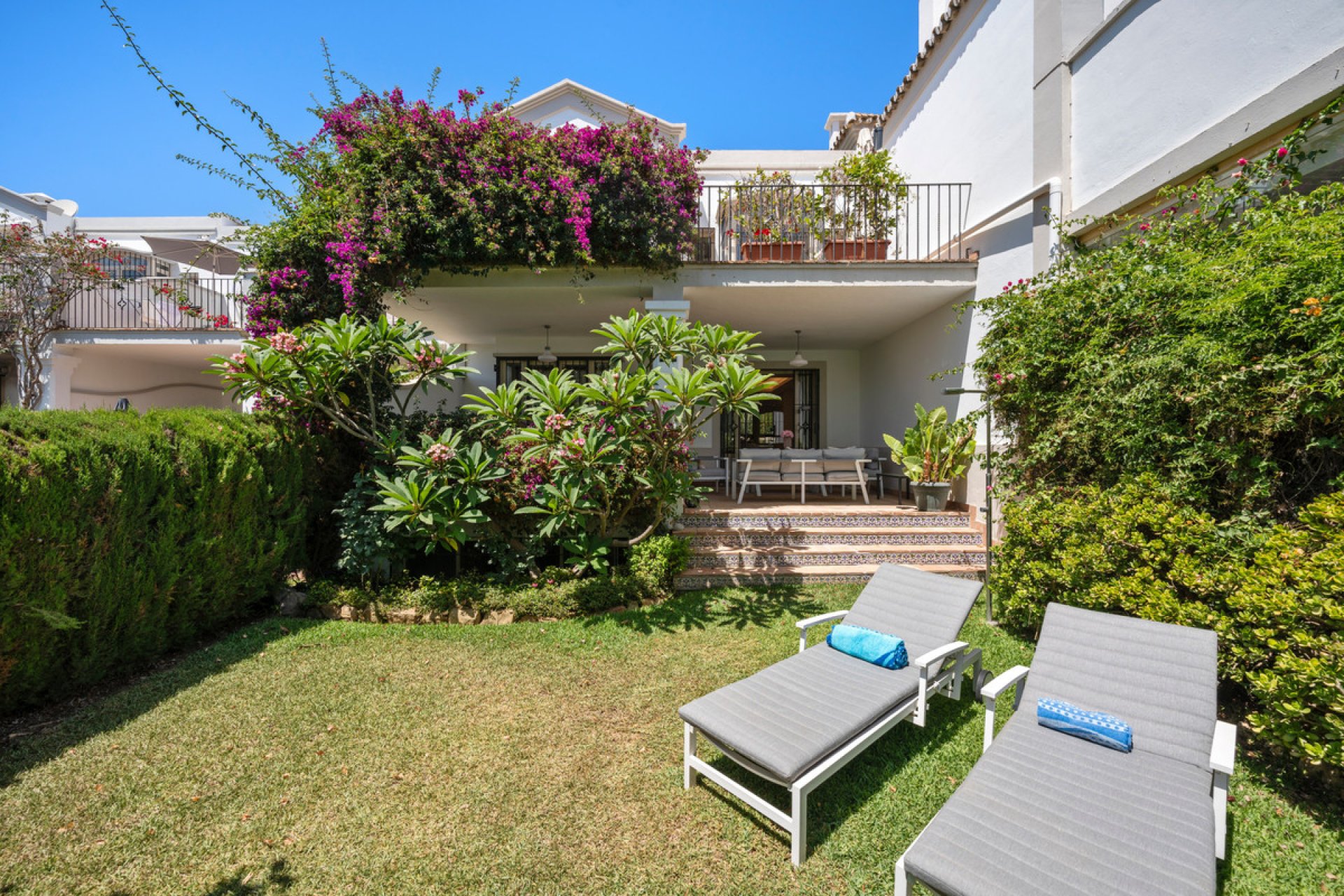 Resale - House - Townhouse - Marbella - Nueva Andalucia