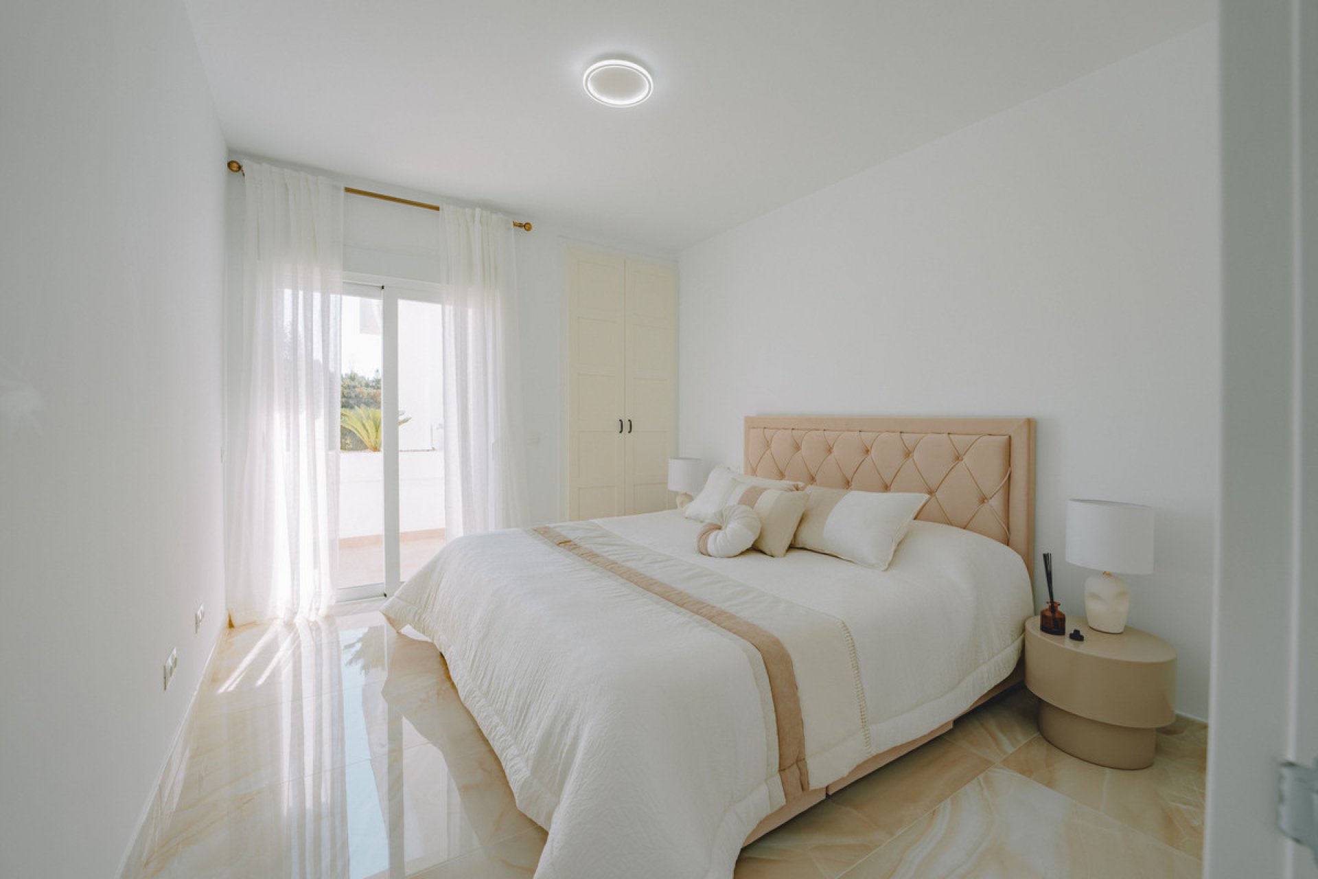 Resale - House - Townhouse - Marbella - Nueva Andalucia