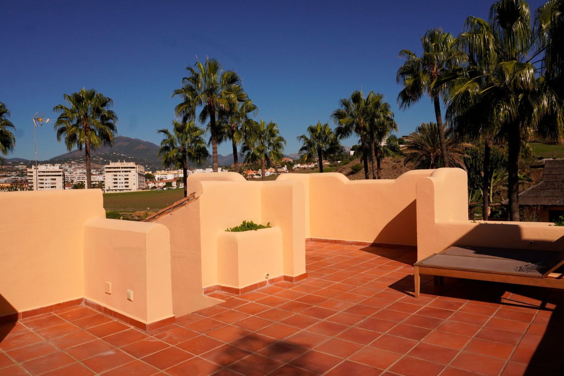 Resale - House - Townhouse - Marbella - Nueva Andalucia