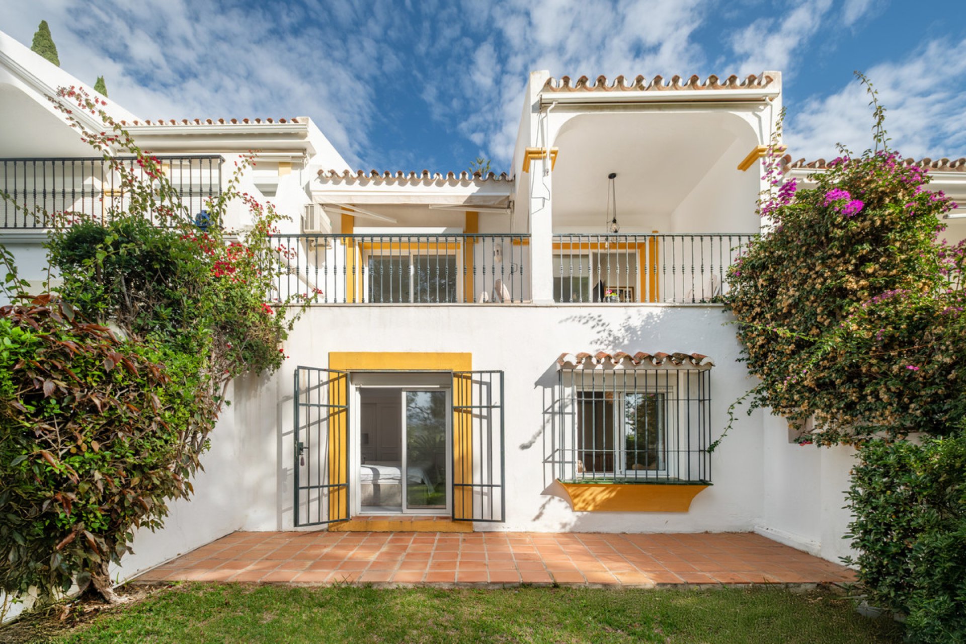 Resale - House - Townhouse - Marbella - Nueva Andalucia