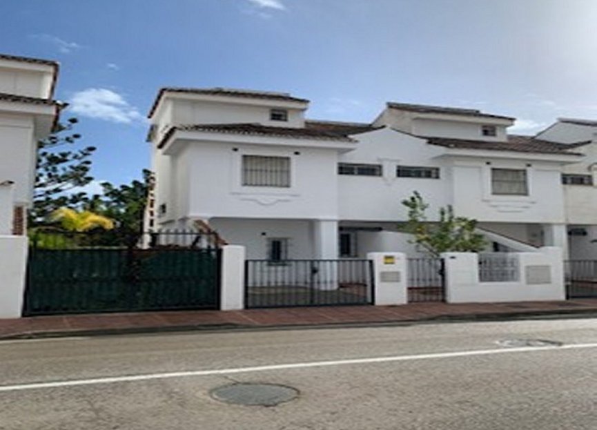 Resale - House - Townhouse - Marbella - Nueva Andalucia