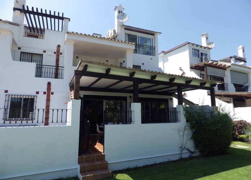 Resale - House - Townhouse - Marbella - Nueva Andalucia