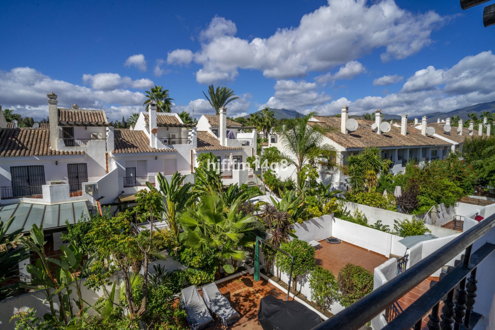 Resale - House - Townhouse - Marbella - Nueva Andalucia