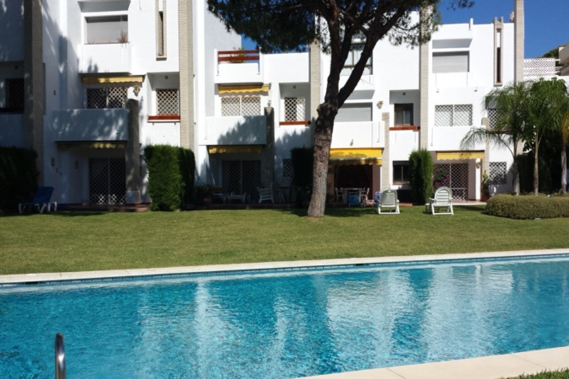 Resale - House - Townhouse - Marbella - Nueva Andalucia