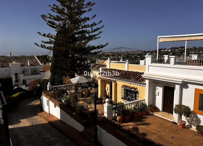 Resale - House - Townhouse - Marbella - Nueva Andalucia