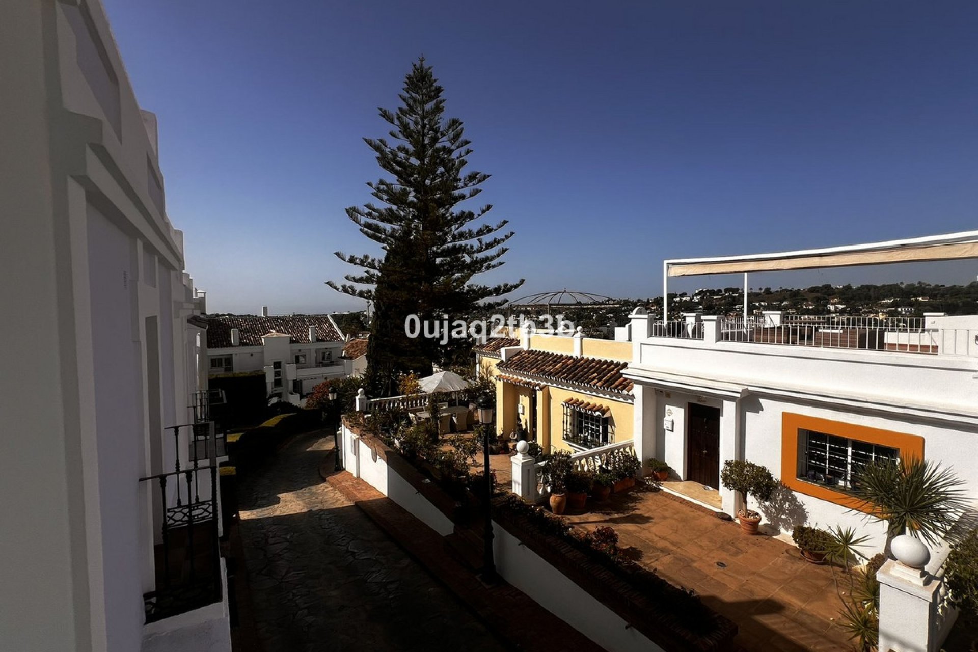 Resale - House - Townhouse - Marbella - Nueva Andalucia