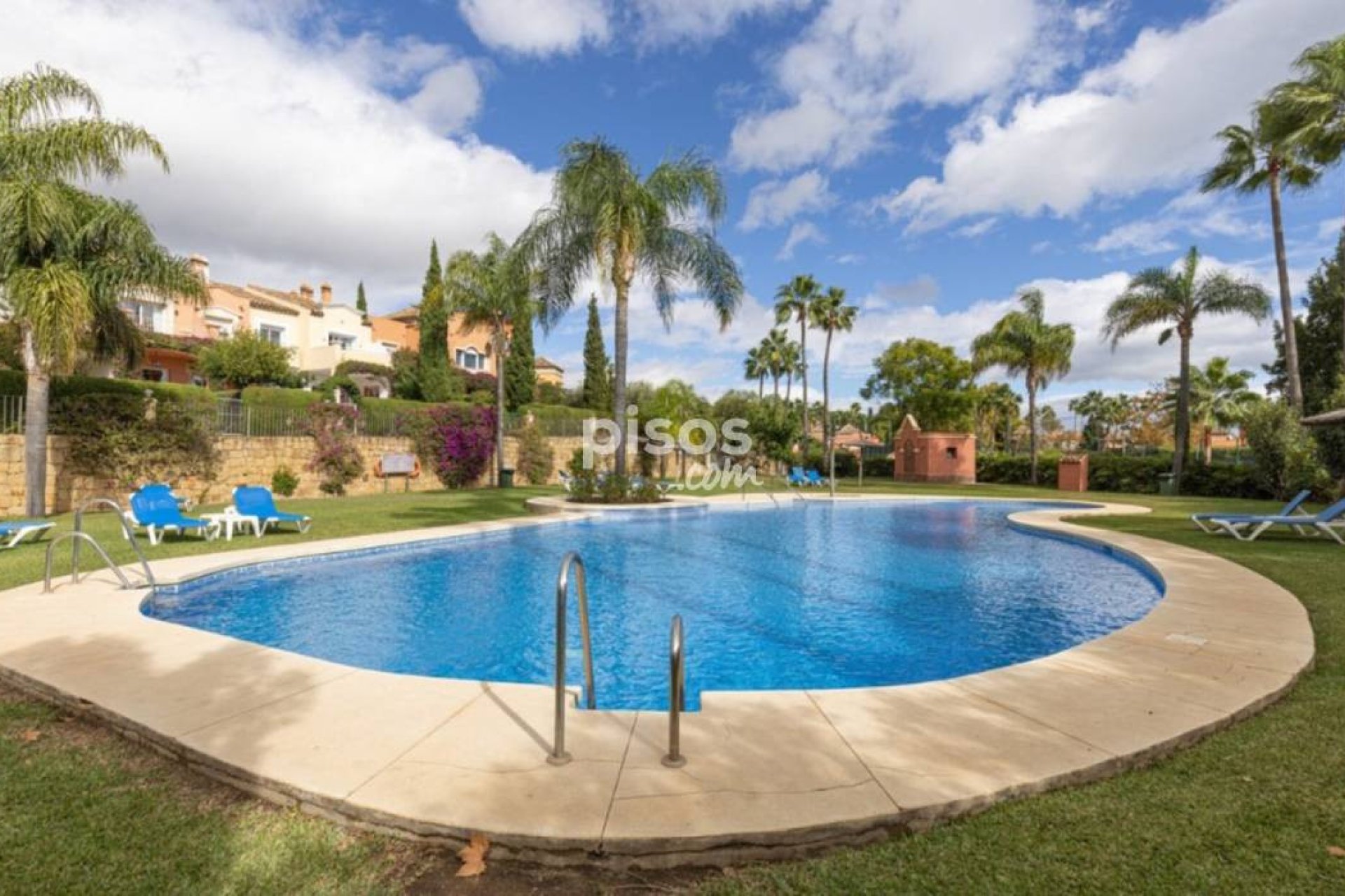 Resale - House - Townhouse - Marbella - Nueva Andalucia