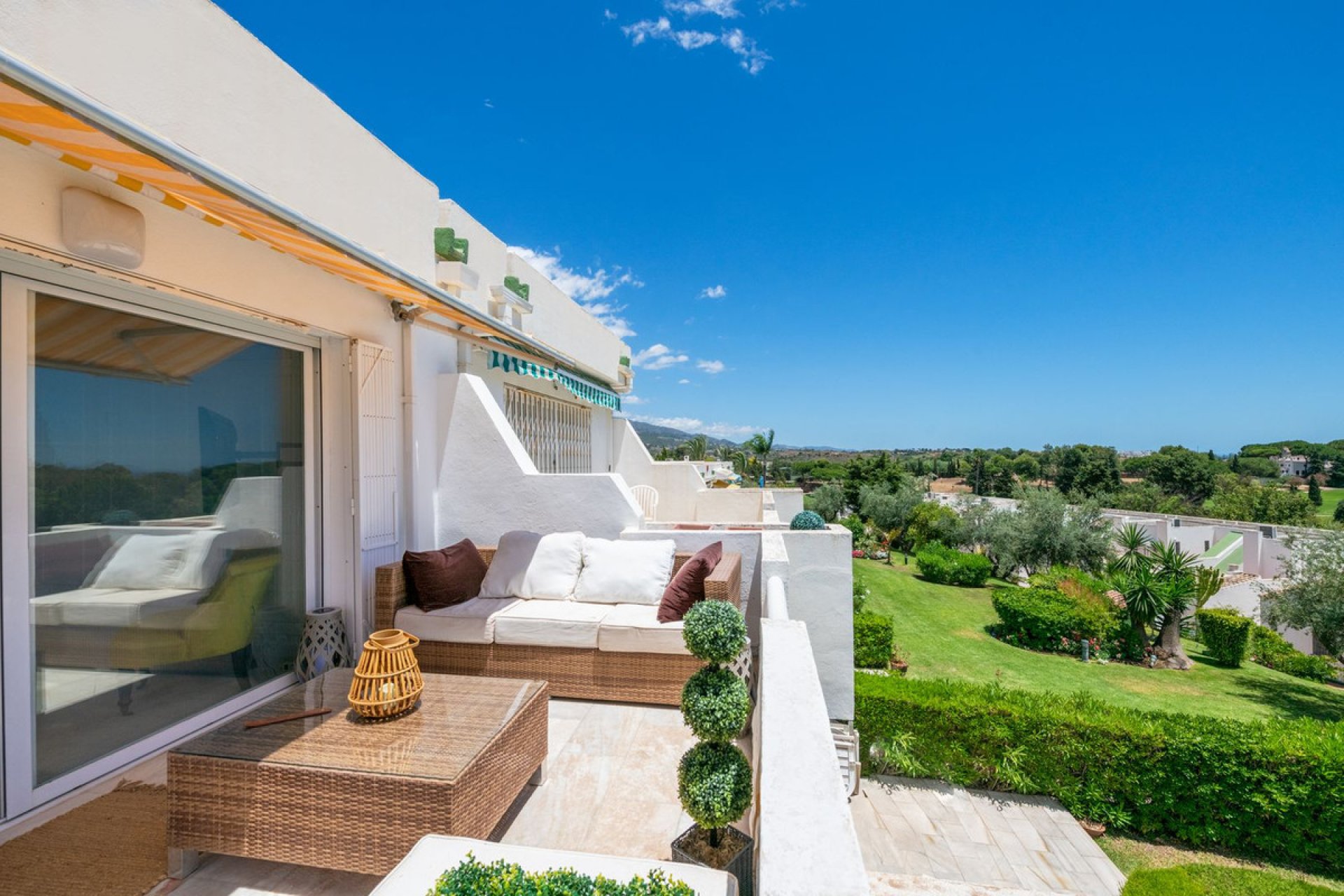 Resale - House - Townhouse - Marbella - Nueva Andalucia