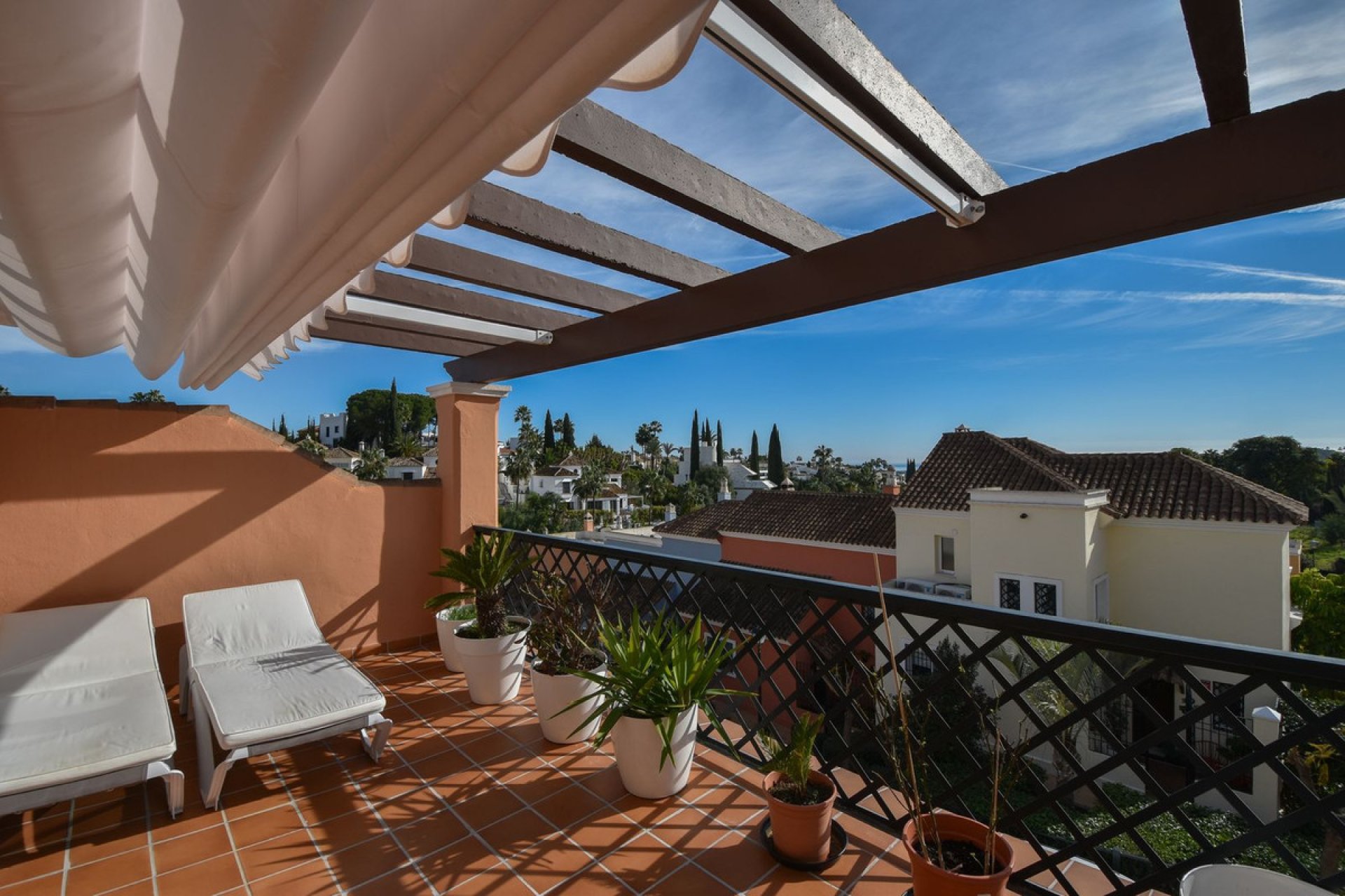 Resale - House - Townhouse - Marbella - Nueva Andalucia