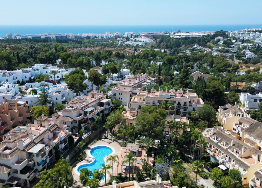 Resale - House - Townhouse - Marbella - Nueva Andalucia