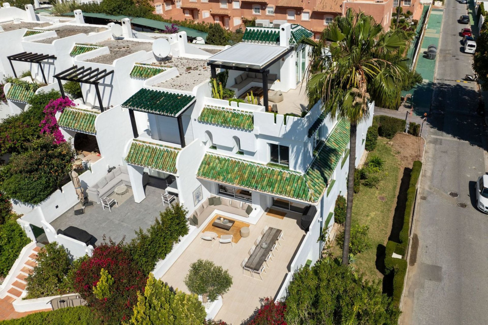 Resale - House - Townhouse - Marbella - Nueva Andalucia