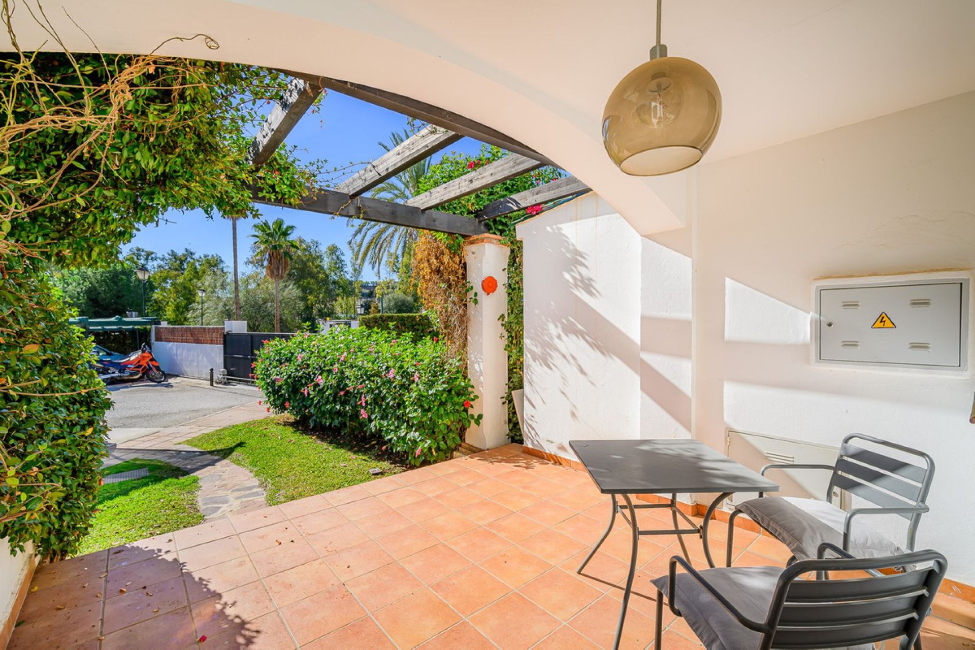 Resale - House - Townhouse - Marbella - Nueva Andalucia