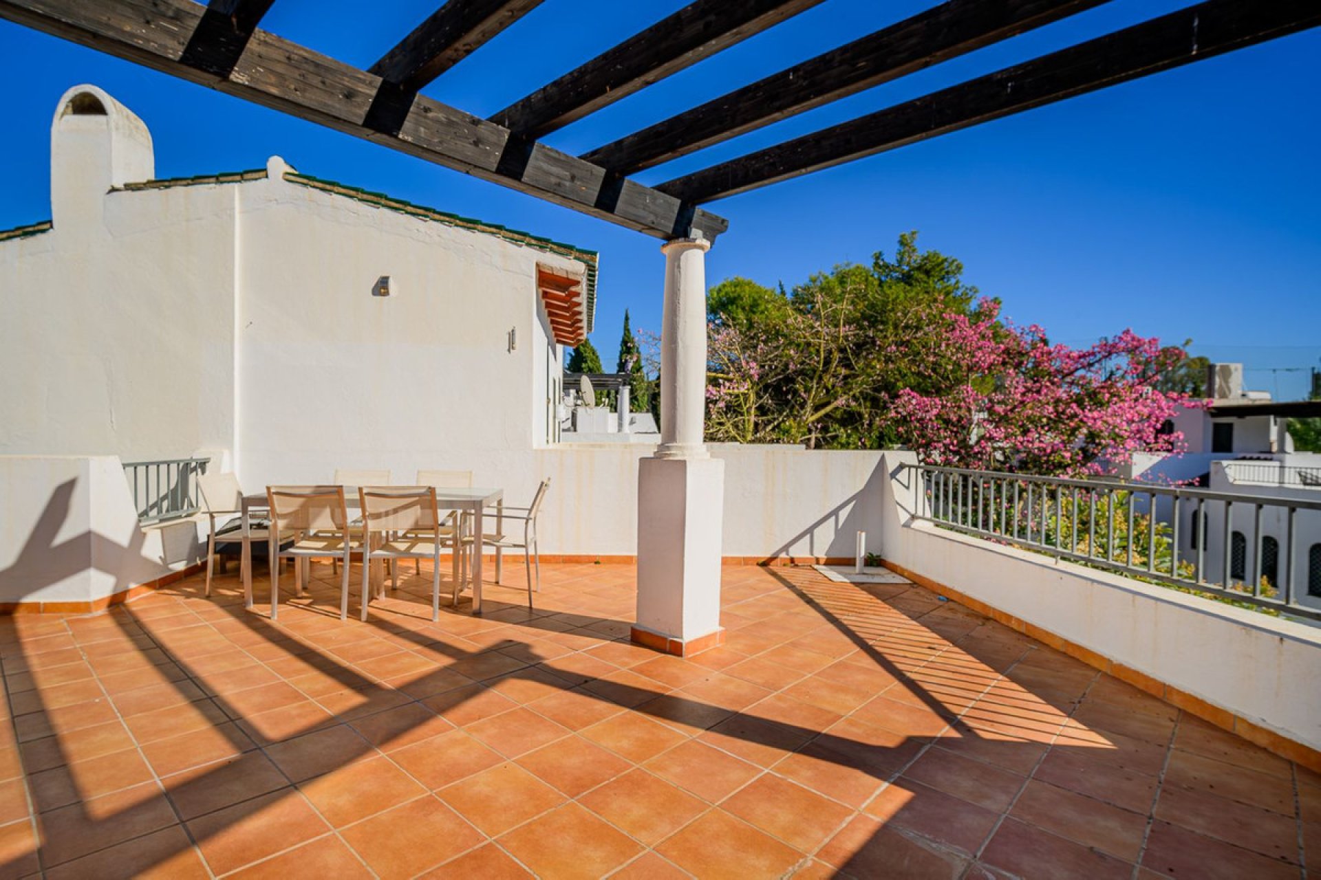 Resale - House - Townhouse - Marbella - Nueva Andalucia