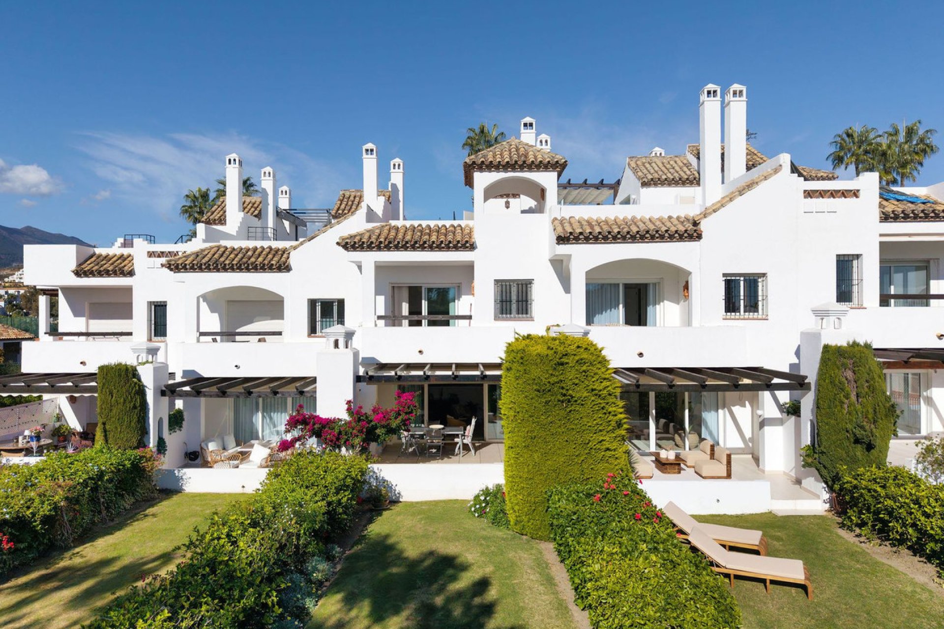 Resale - House - Townhouse - Marbella - Nueva Andalucia