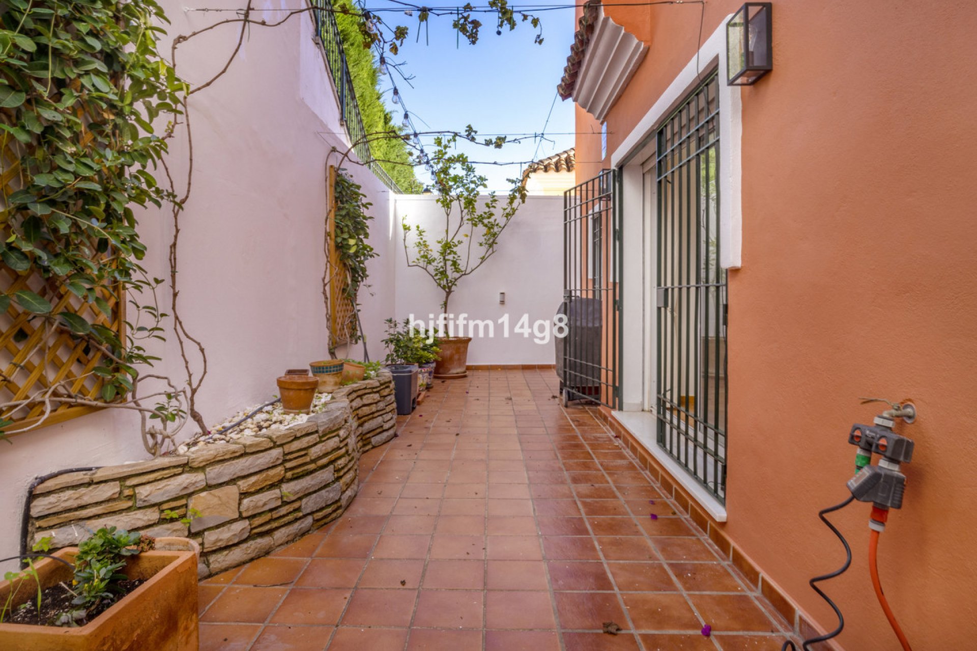 Resale - House - Townhouse - Marbella - Nueva Andalucia