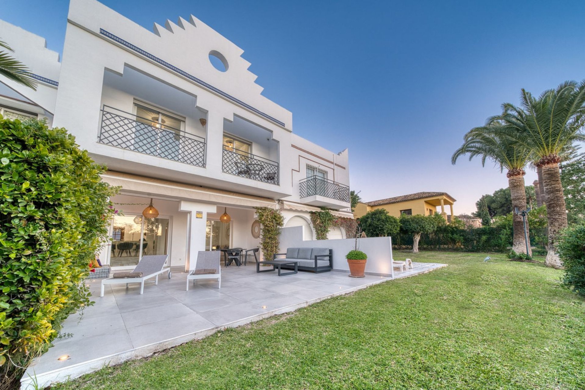 Resale - House - Townhouse - Marbella - Nueva Andalucia