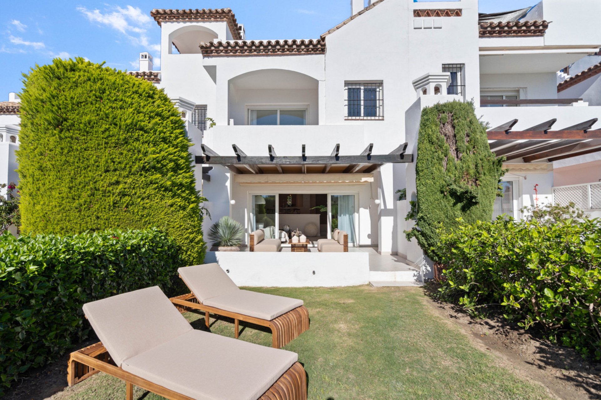 Resale - House - Townhouse - Marbella - Nueva Andalucia