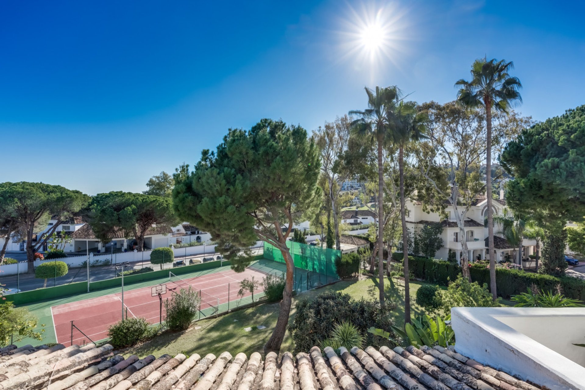 Resale - House - Townhouse - Marbella - Nueva Andalucia