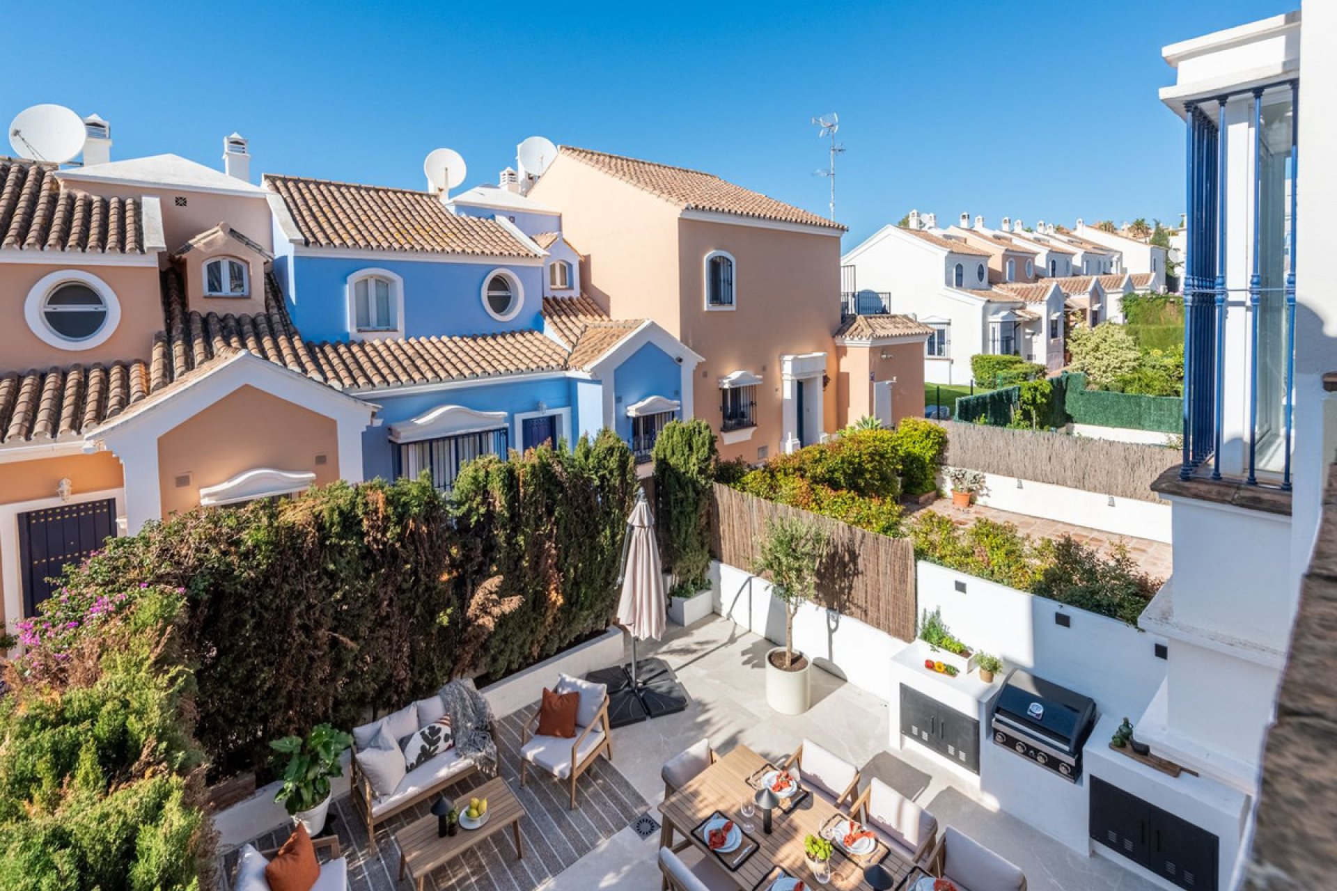 Resale - House - Townhouse - Marbella - Nueva Andalucia