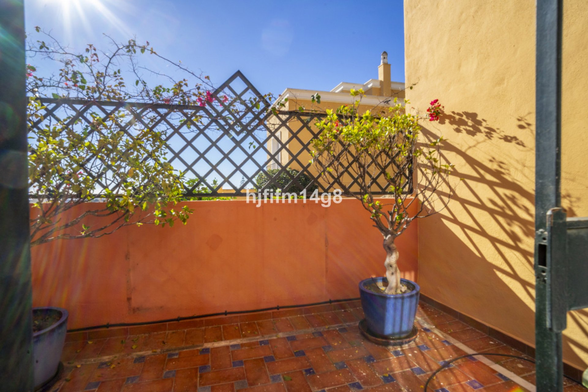 Resale - House - Townhouse - Marbella - Nueva Andalucia