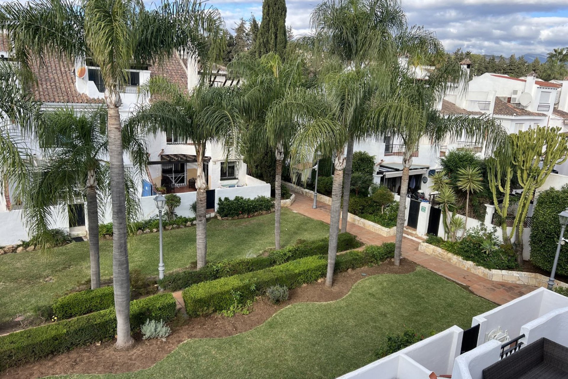 Resale - House - Townhouse - Marbella - Nueva Andalucia