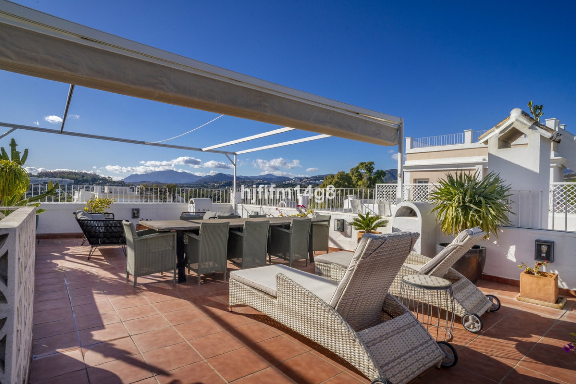 Resale - House - Townhouse - Marbella - Nueva Andalucia