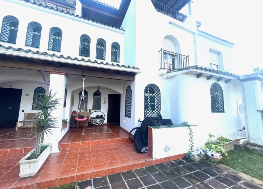 Resale - House - Townhouse - Marbella - Nueva Andalucia