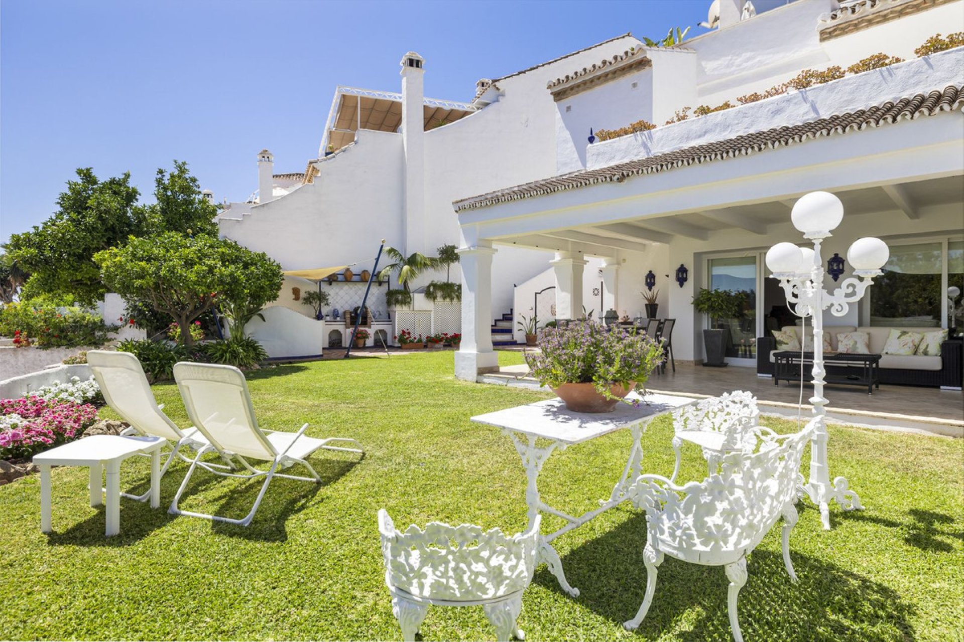 Resale - House - Townhouse - Marbella - Nueva Andalucia