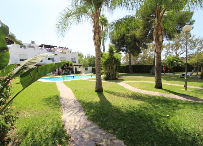 Resale - House - Townhouse - Marbella - Nueva Andalucia