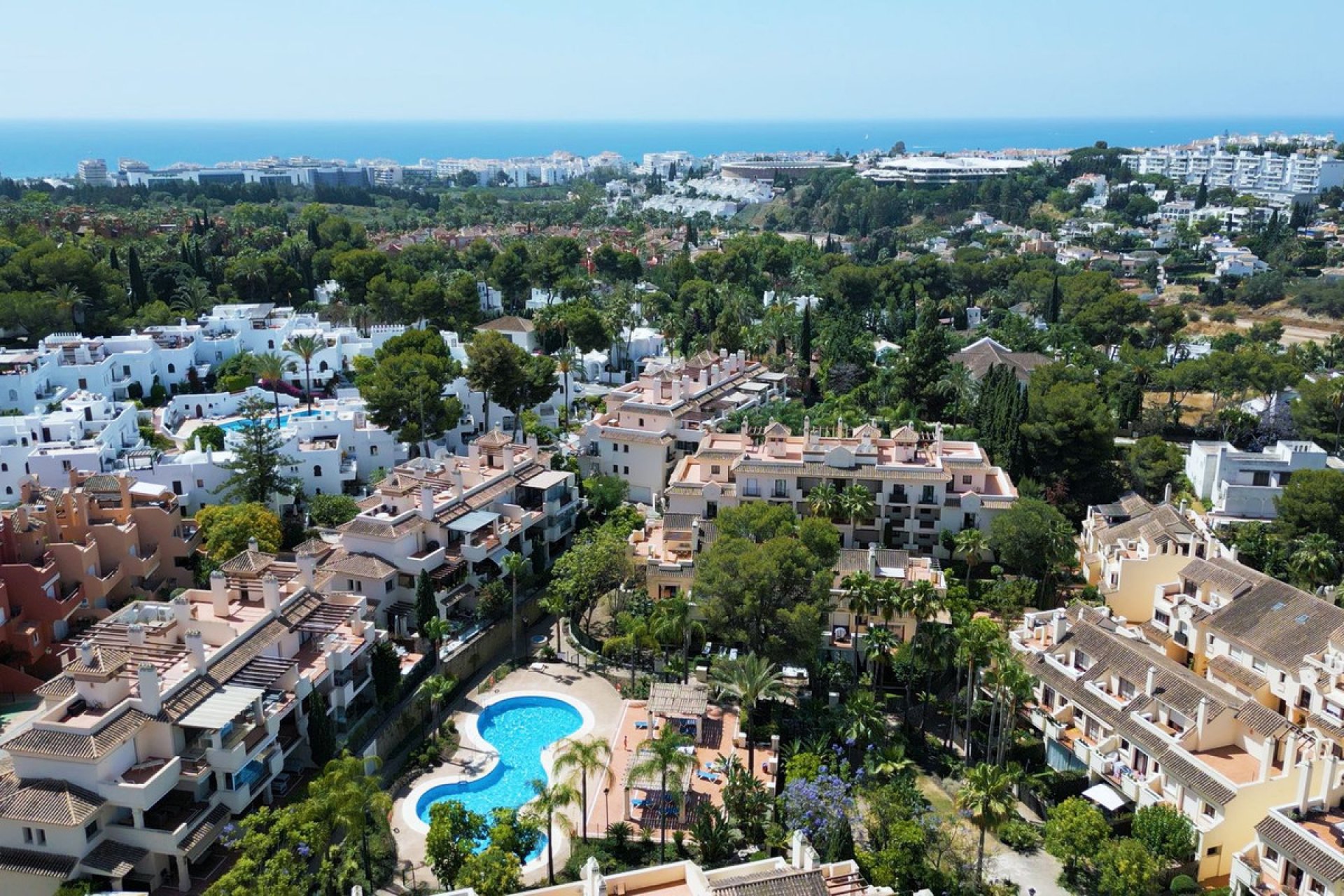 Resale - House - Townhouse - Marbella - Nueva Andalucia