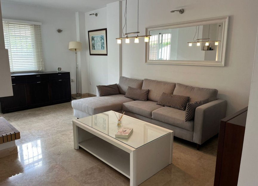 Resale - House - Townhouse - Marbella - Nueva Andalucia