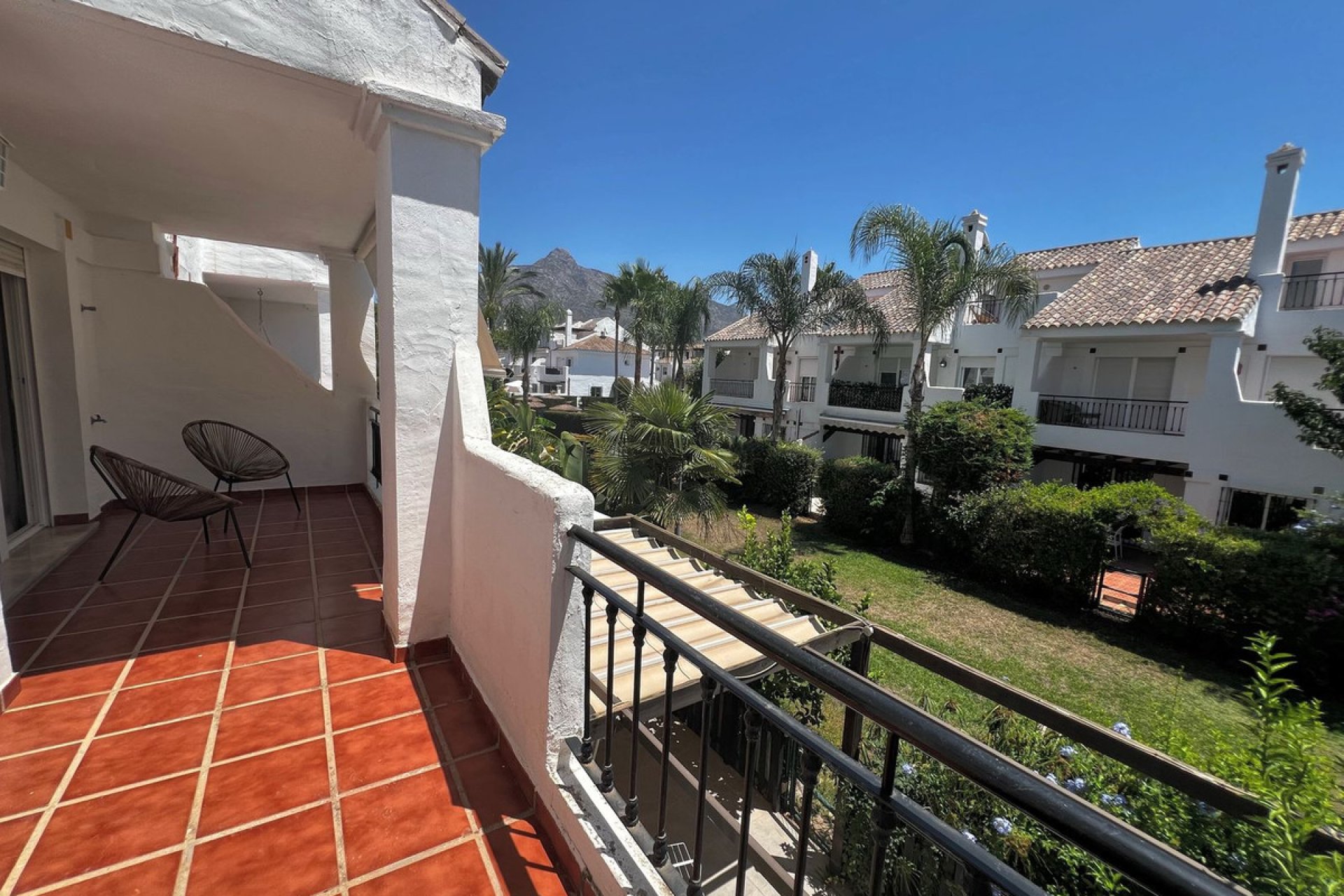 Resale - House - Townhouse - Marbella - Nueva Andalucia