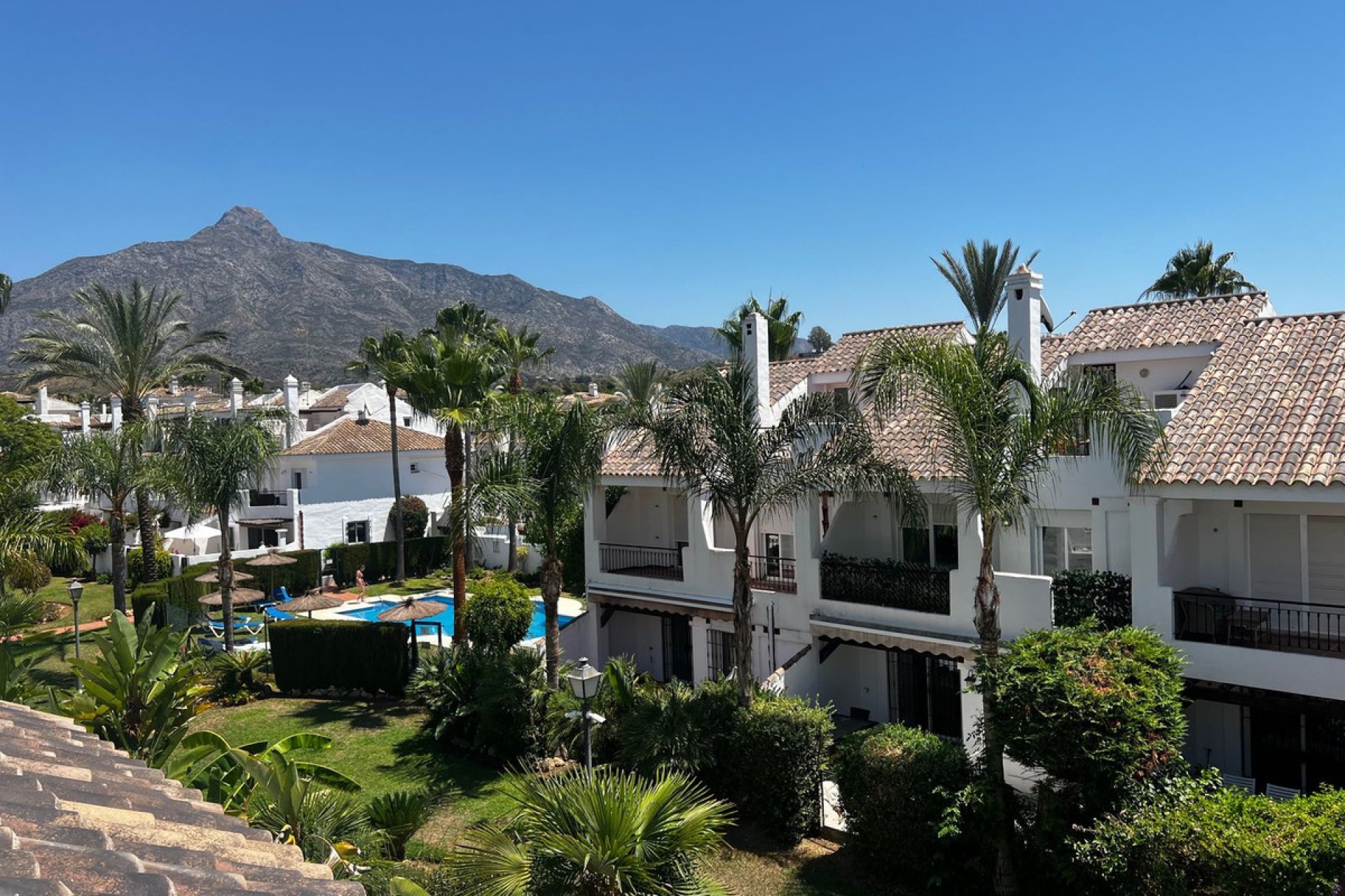 Resale - House - Townhouse - Marbella - Nueva Andalucia