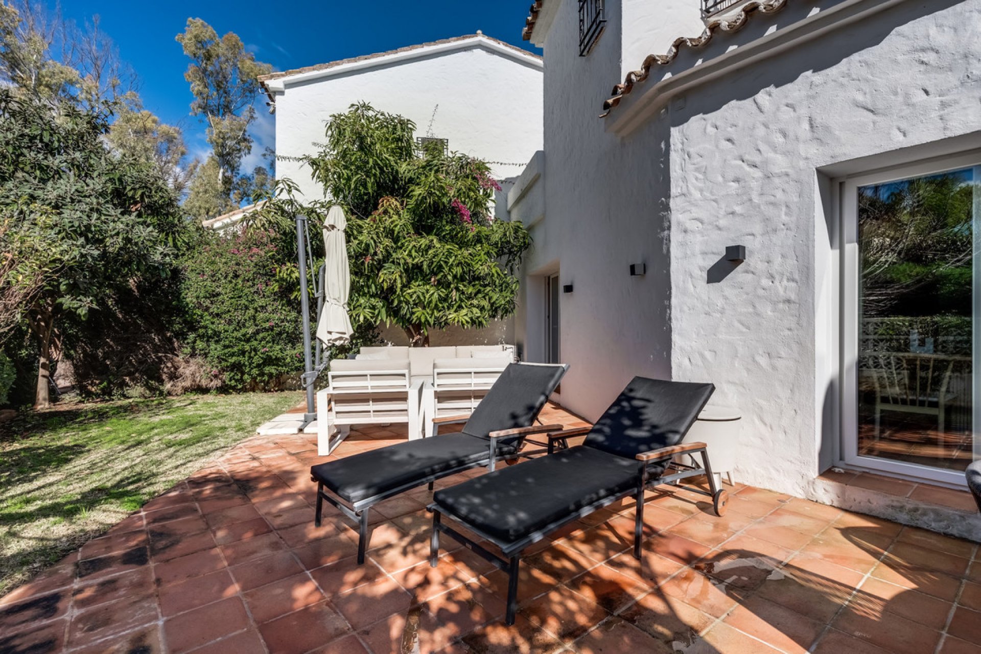 Resale - House - Townhouse - Marbella - Nueva Andalucia