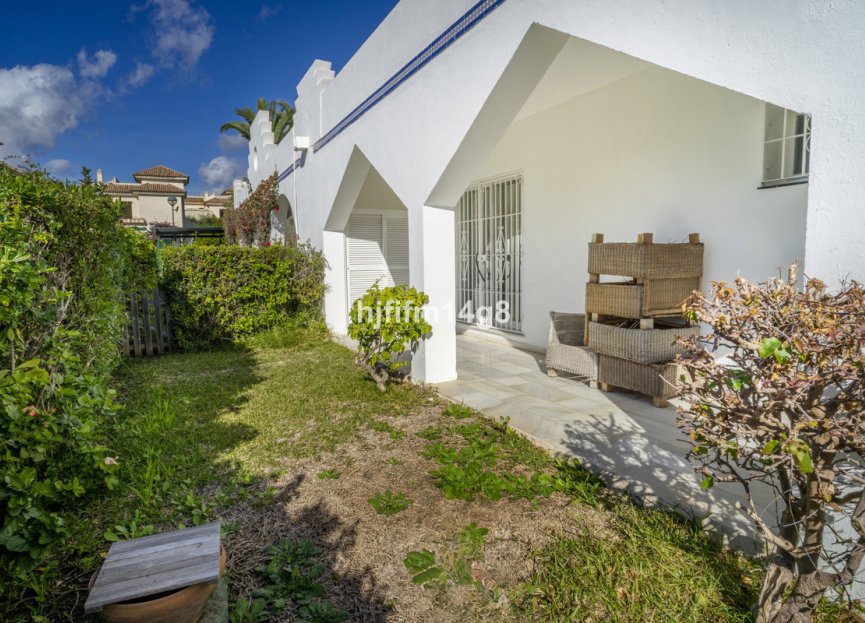 Resale - House - Townhouse - Marbella - Nueva Andalucia