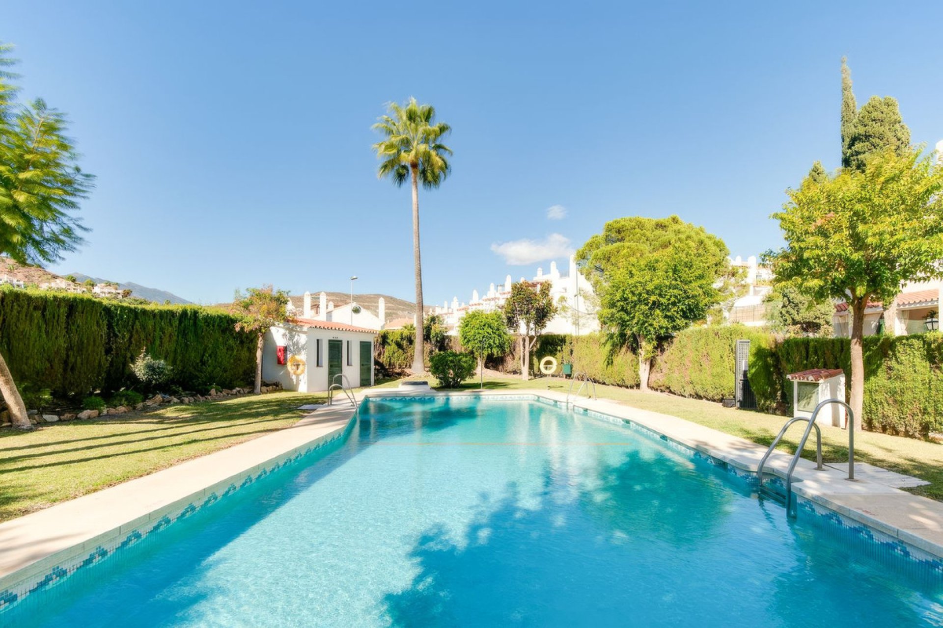 Resale - House - Townhouse - Marbella - Nueva Andalucia