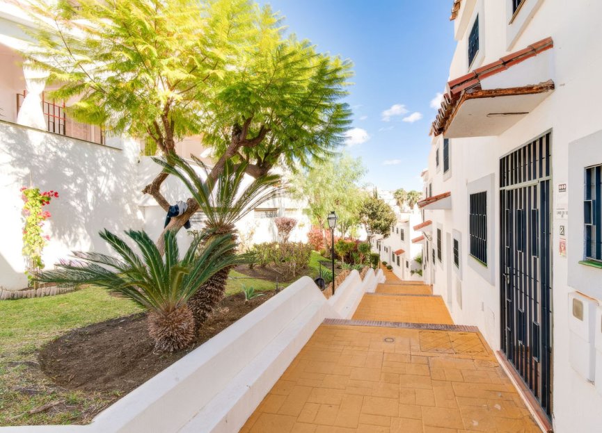 Resale - House - Townhouse - Marbella - Nueva Andalucia