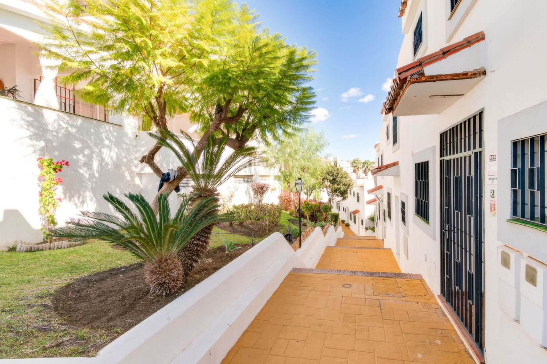 Resale - House - Townhouse - Marbella - Nueva Andalucia