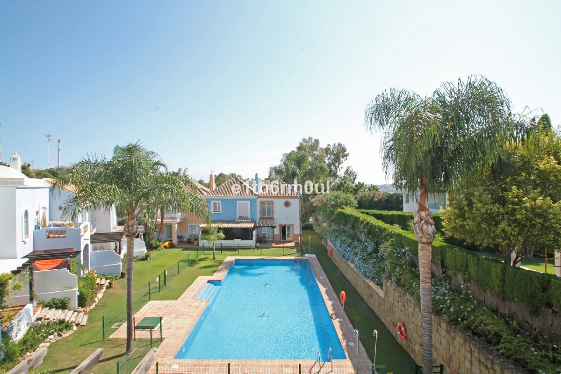 Resale - House - Townhouse - Marbella - Nueva Andalucia