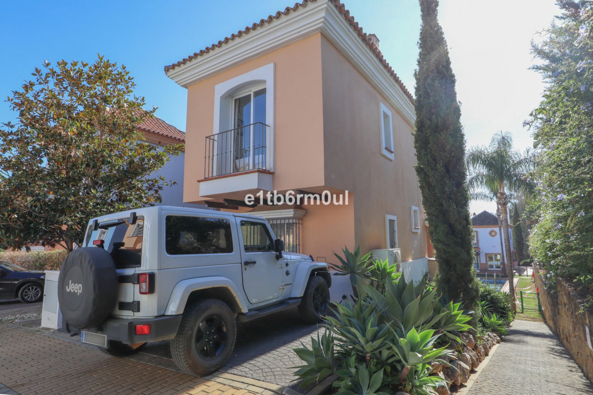 Resale - House - Townhouse - Marbella - Nueva Andalucia