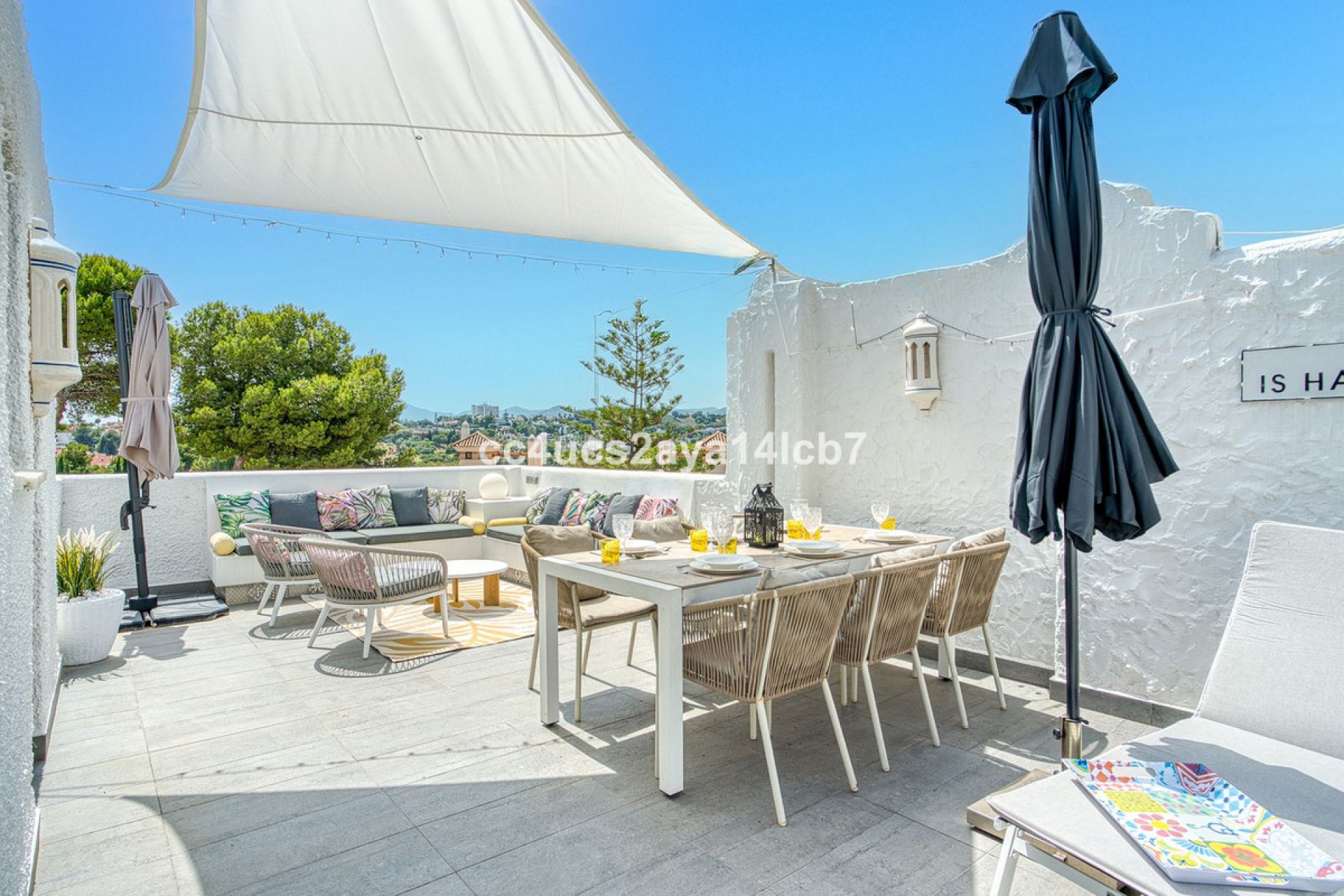 Resale - House - Townhouse - Marbella - Nueva Andalucia