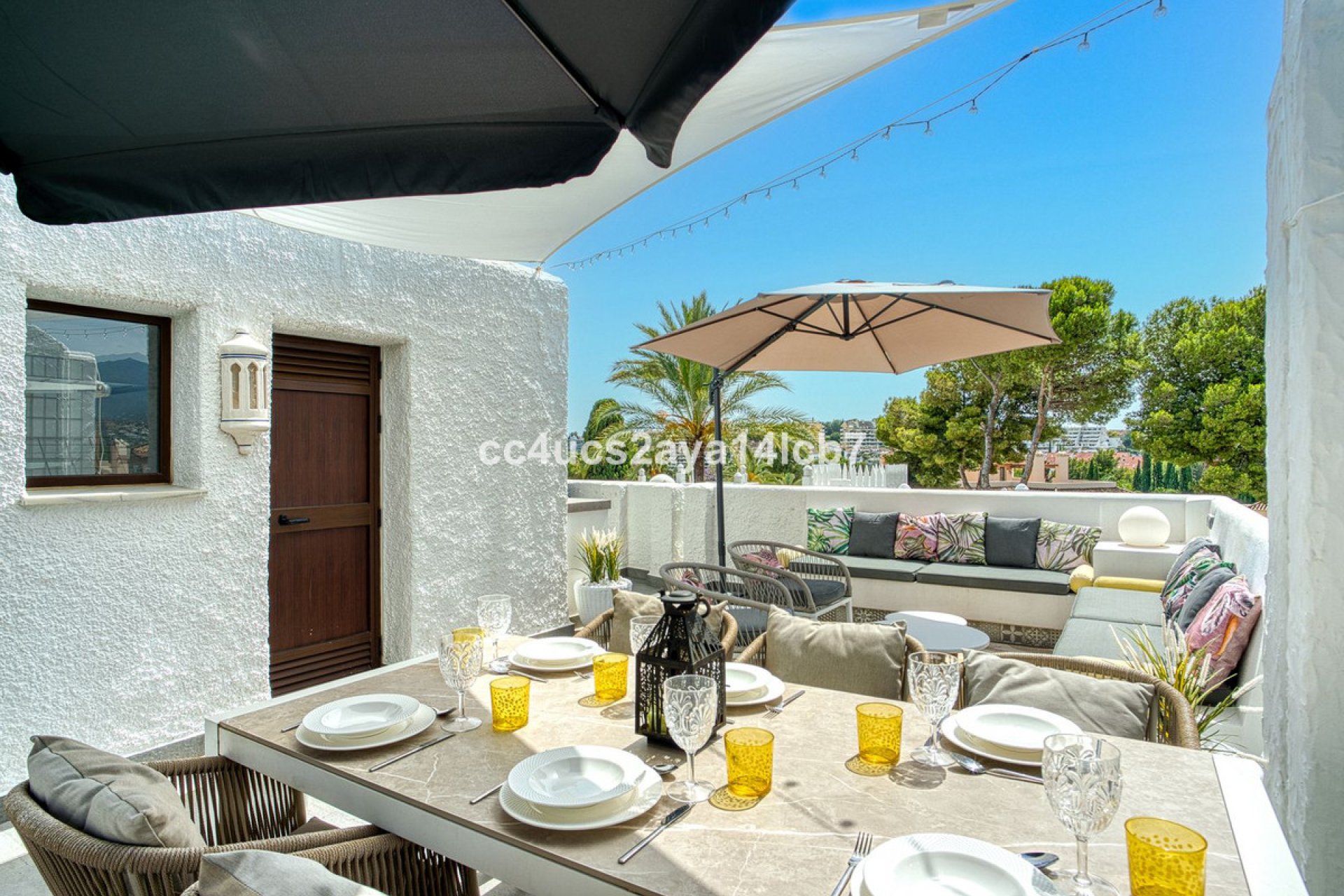 Resale - House - Townhouse - Marbella - Nueva Andalucia