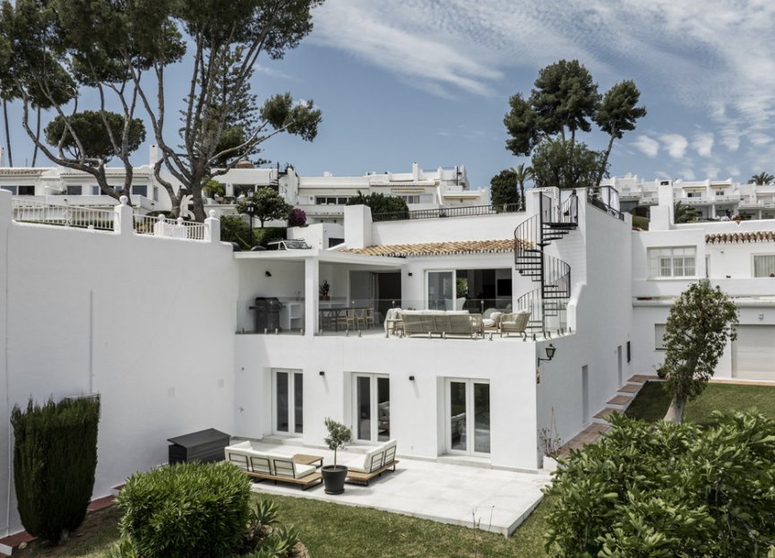 Resale - House - Townhouse - Marbella - Nueva Andalucia